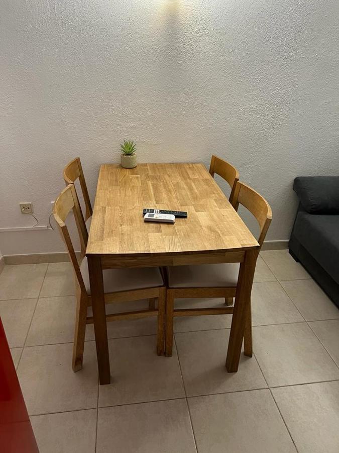 Apartament La Cova Peralada Exteriör bild